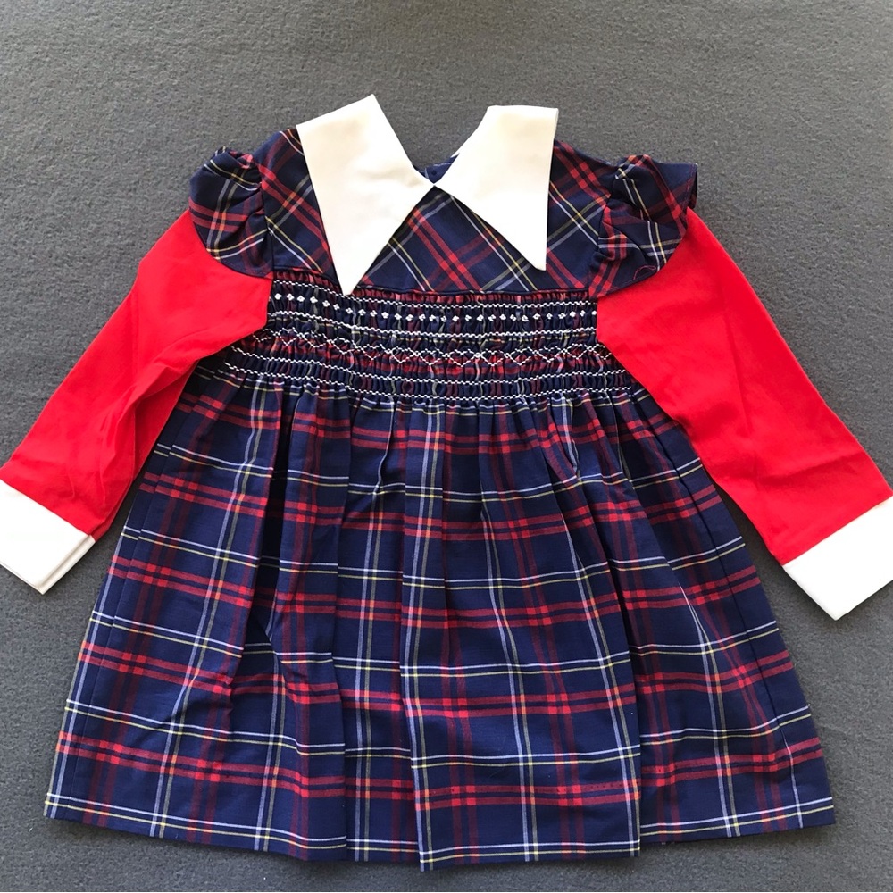 Vintage Long Sleeve Smocked Plaid Dress with White Collar Girls Size 5